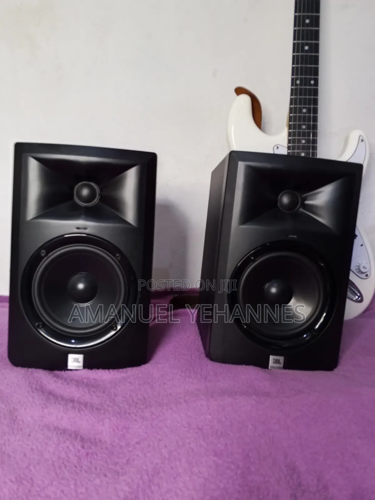 JBL Professional 5 Inch Studio Monitor