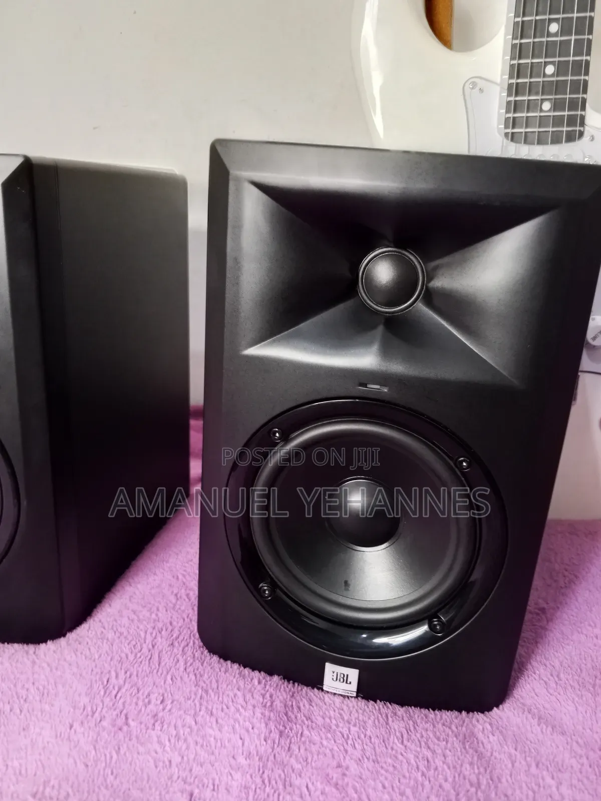 JBL Professional 5 Inch Studio Monitor