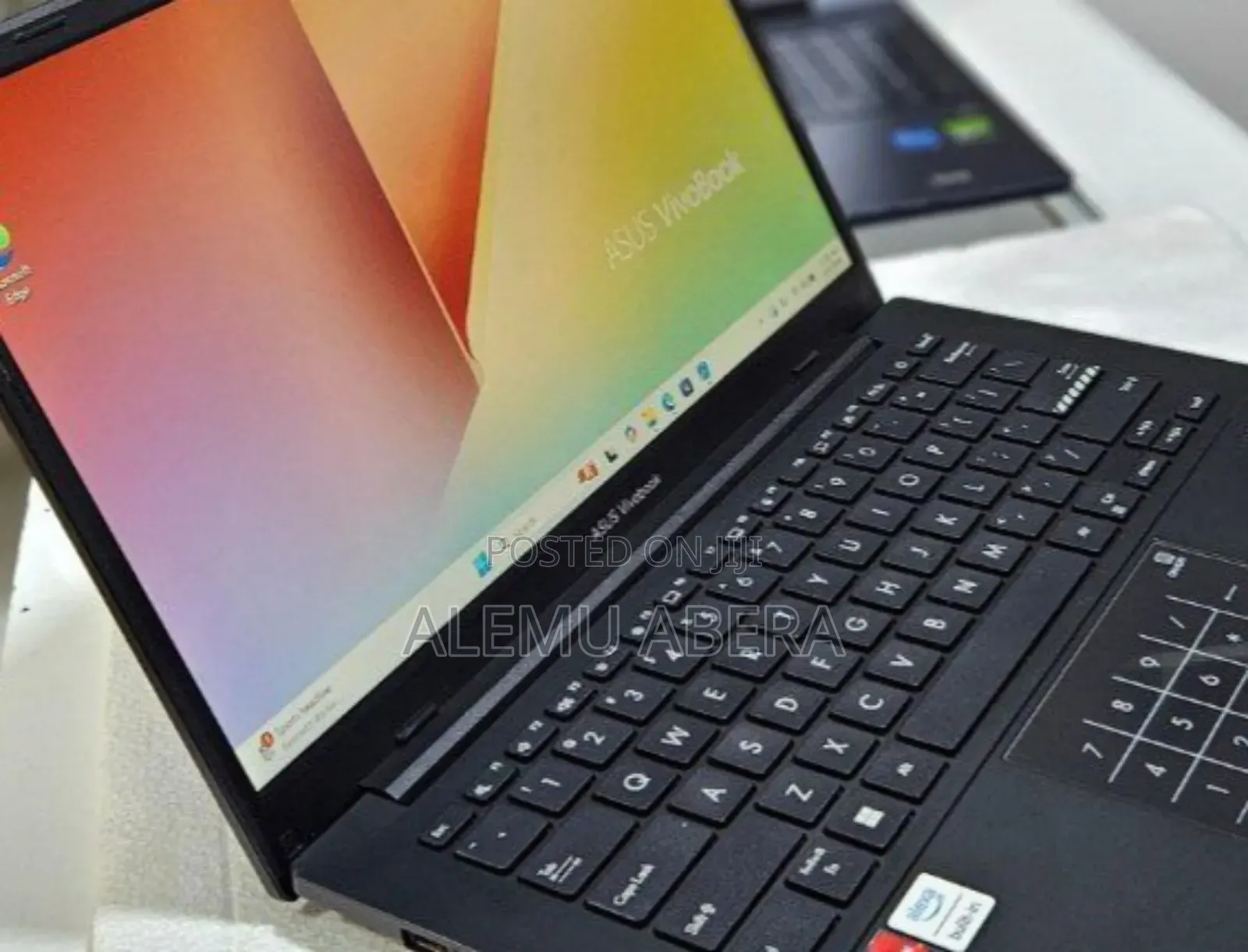 New Laptop Asus 16GB SSD 512GB