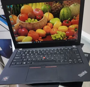 New Laptop Lenovo 8GB AMD Ryzen 5 SSD 512GB