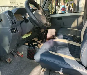 Toyota Land Cruiser 2012 White