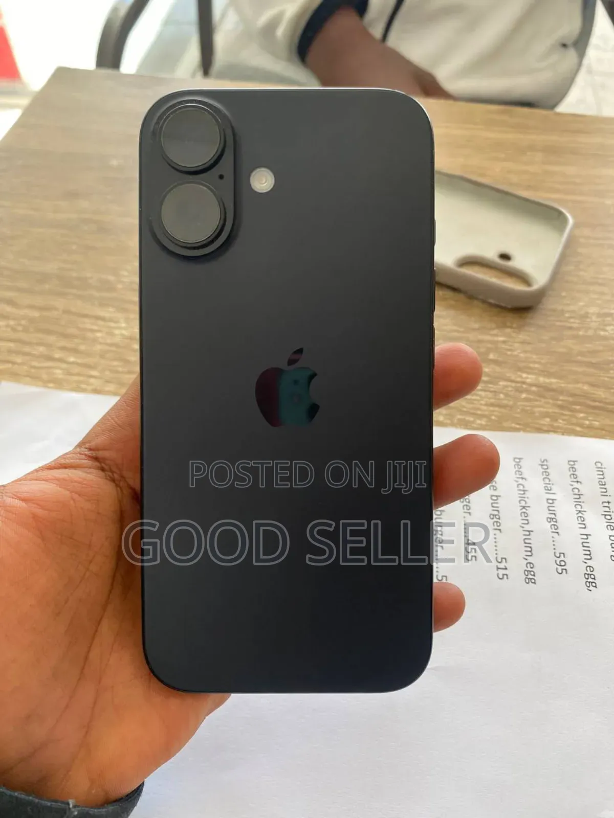 New Apple iPhone 16 128 GB Black