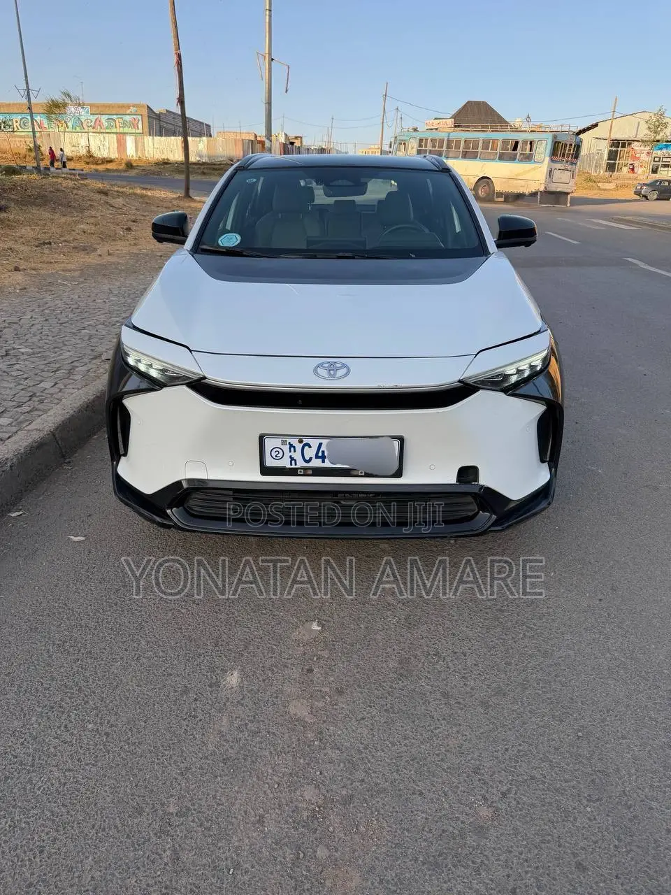 Toyota bZ4X 2023 White