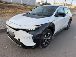 Toyota bZ4X 2023 White