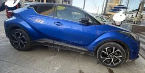 Toyota C-HR 2019 Blue