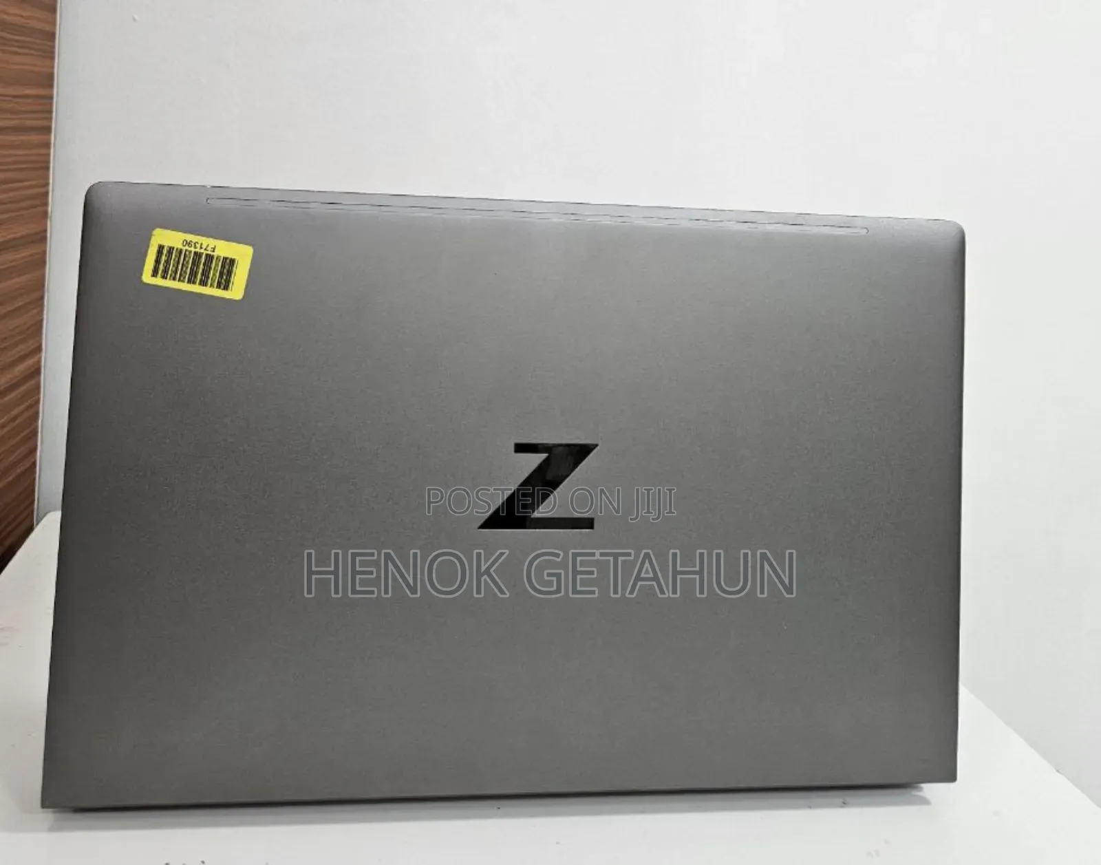 New Laptop HP ZBook Firefly 15 G7 16GB Intel Core I7 SSD 1T