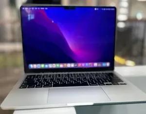 New Laptop Apple MacBook Air 2023 M2 8GB Intel Core M2 SSD 256GB