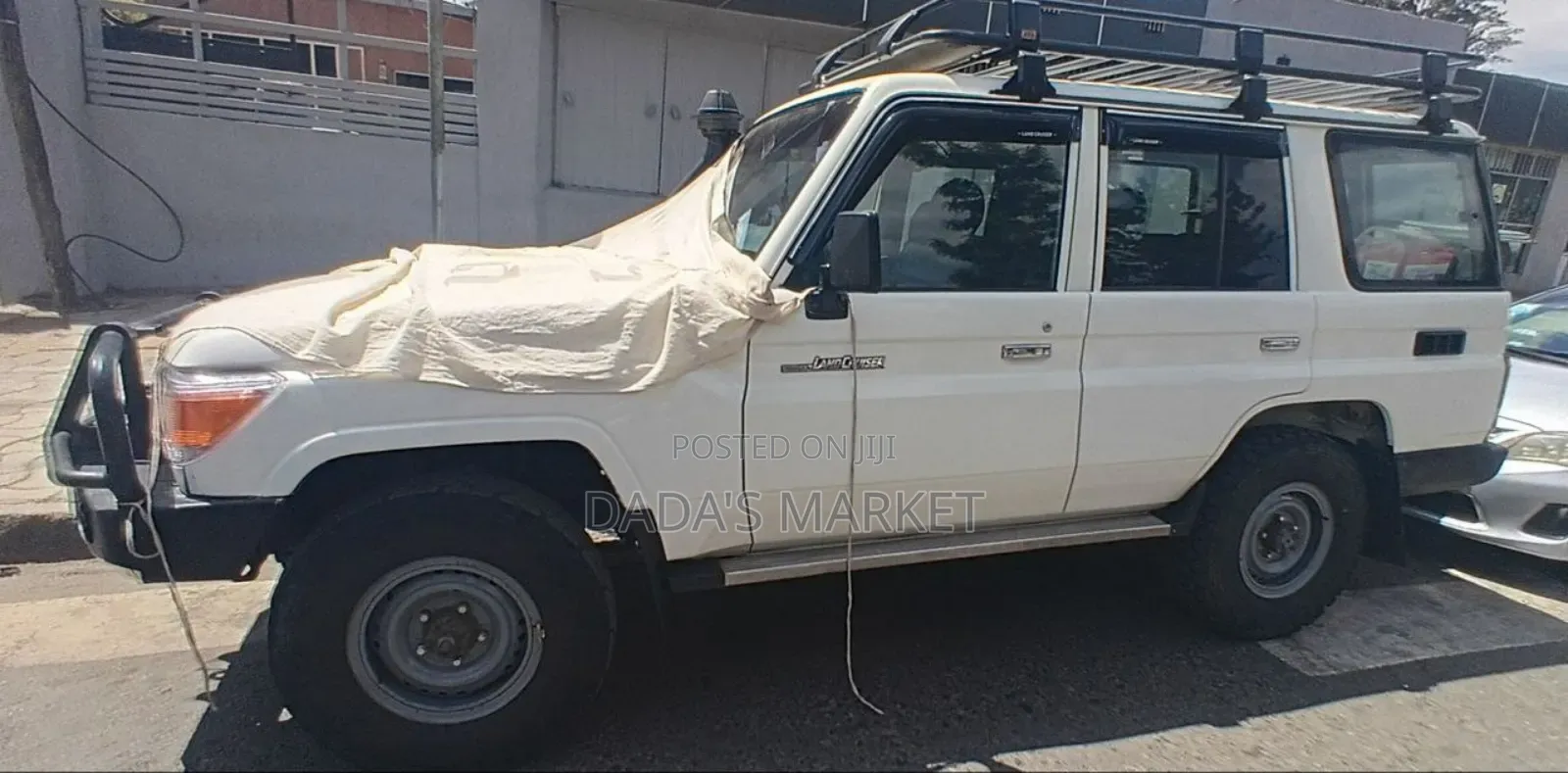 Toyota Land Cruiser 2018 White