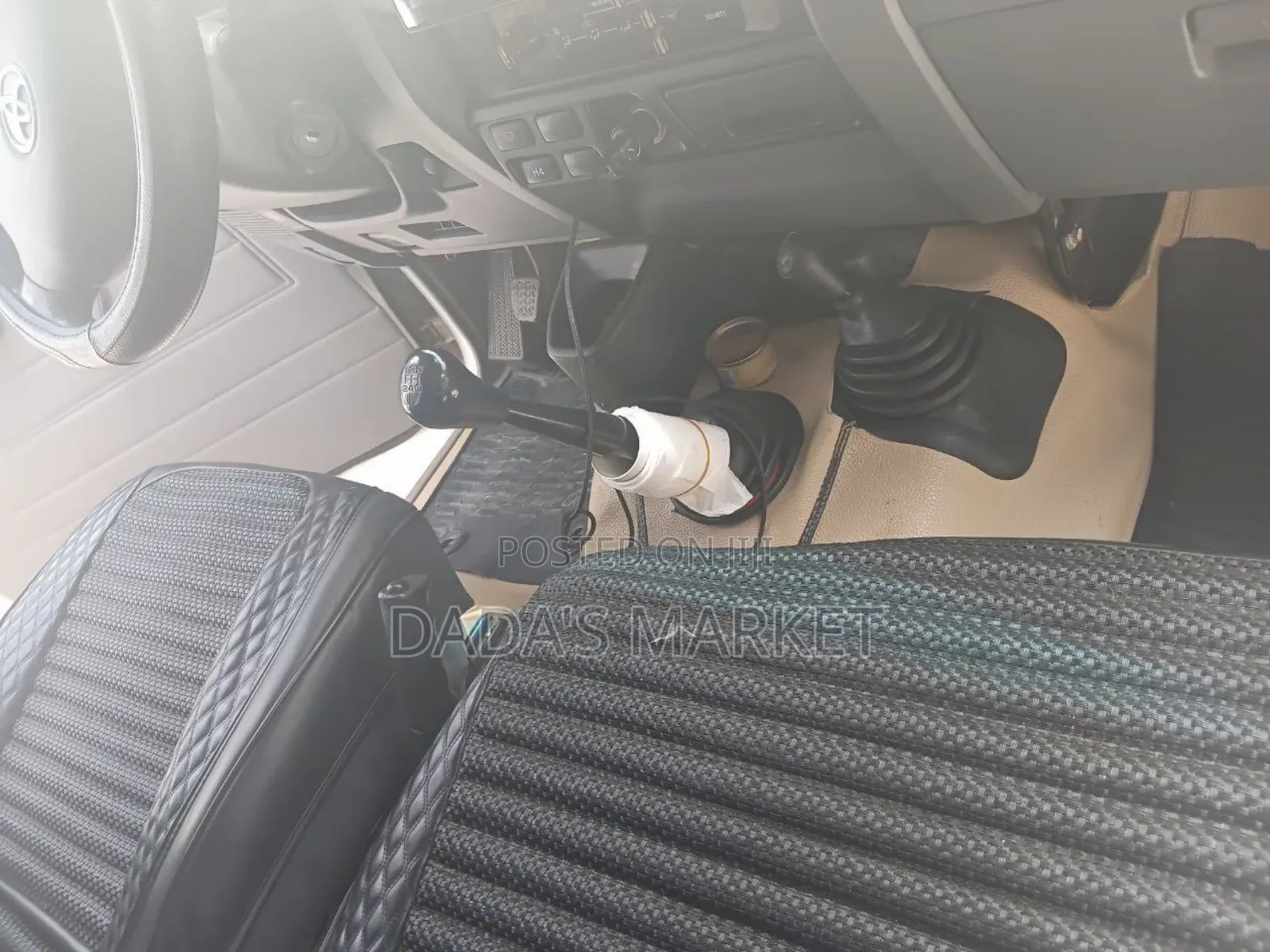 Toyota Land Cruiser 2018 White