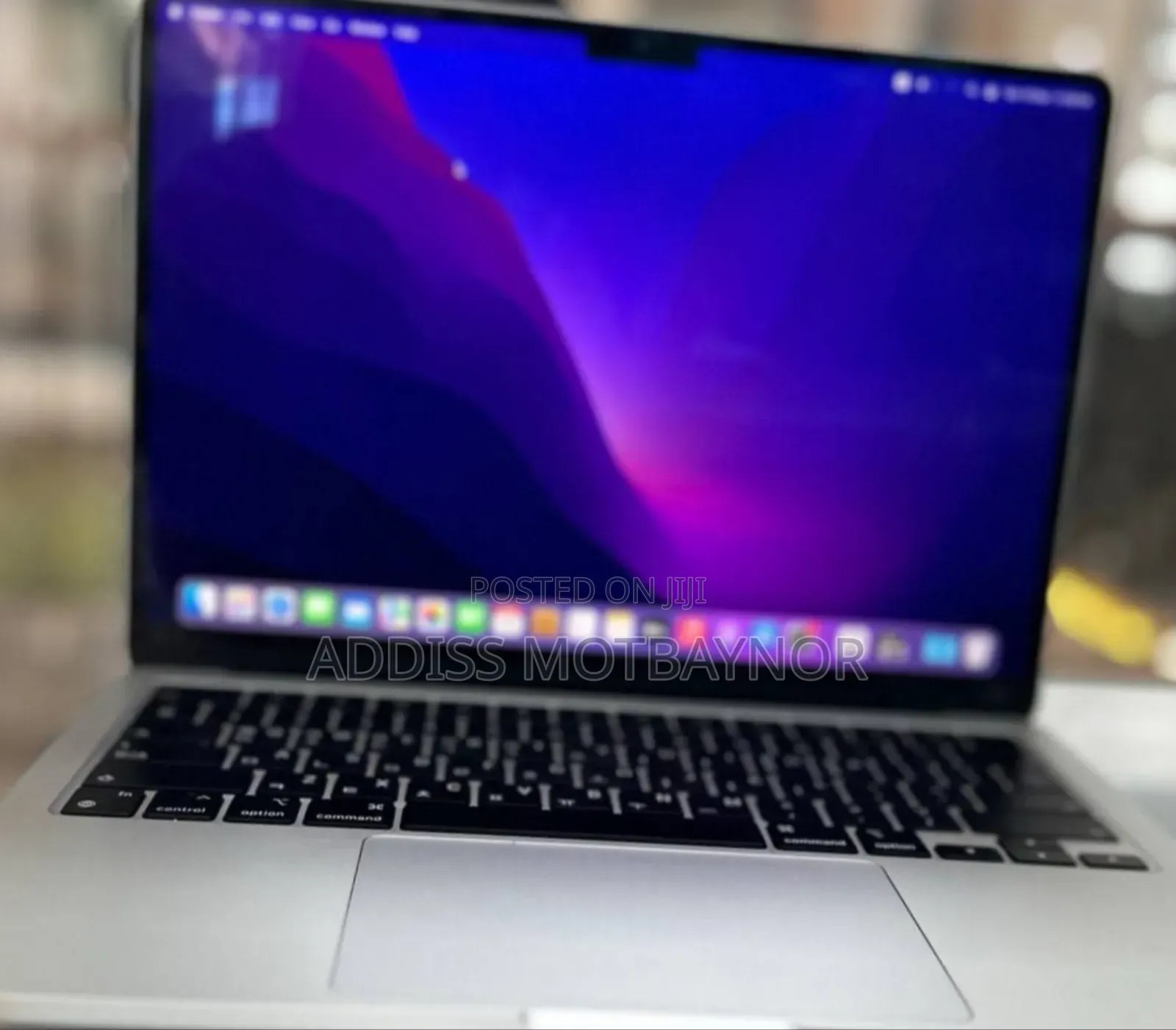 New Laptop Apple MacBook Air 2022 M2 8GB Intel Core Ultra 7 SSD 256GB