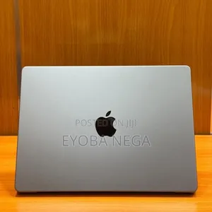 New Laptop Apple MacBook Pro M1 16GB Apple M1 Pro SSD 512GB
