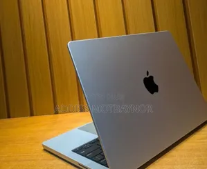 New Laptop Apple MacBook Pro M1 16GB Intel Core M SSD 512GB