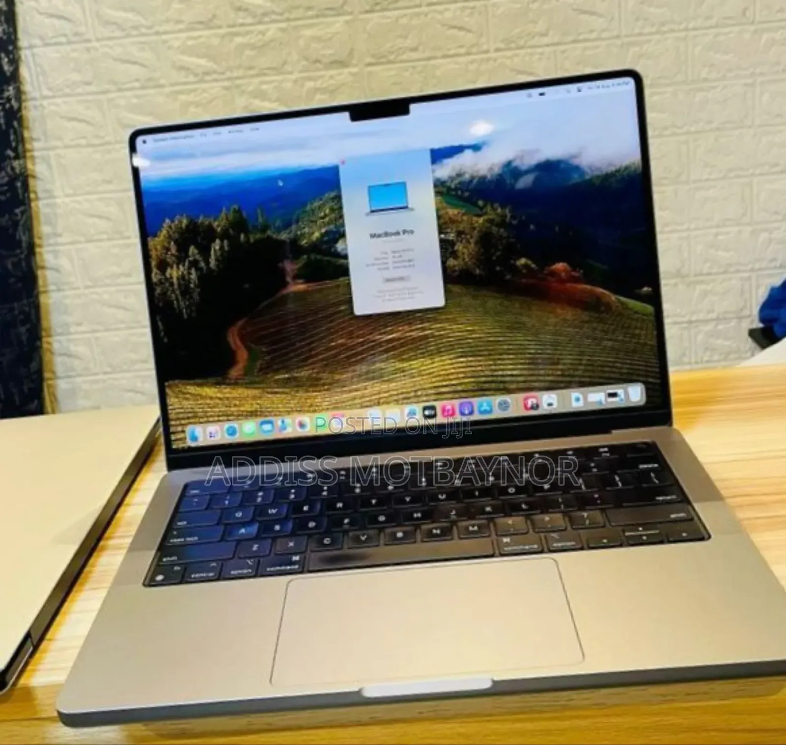 New Laptop Apple MacBook Pro M1 16GB Intel Core M SSD 512GB