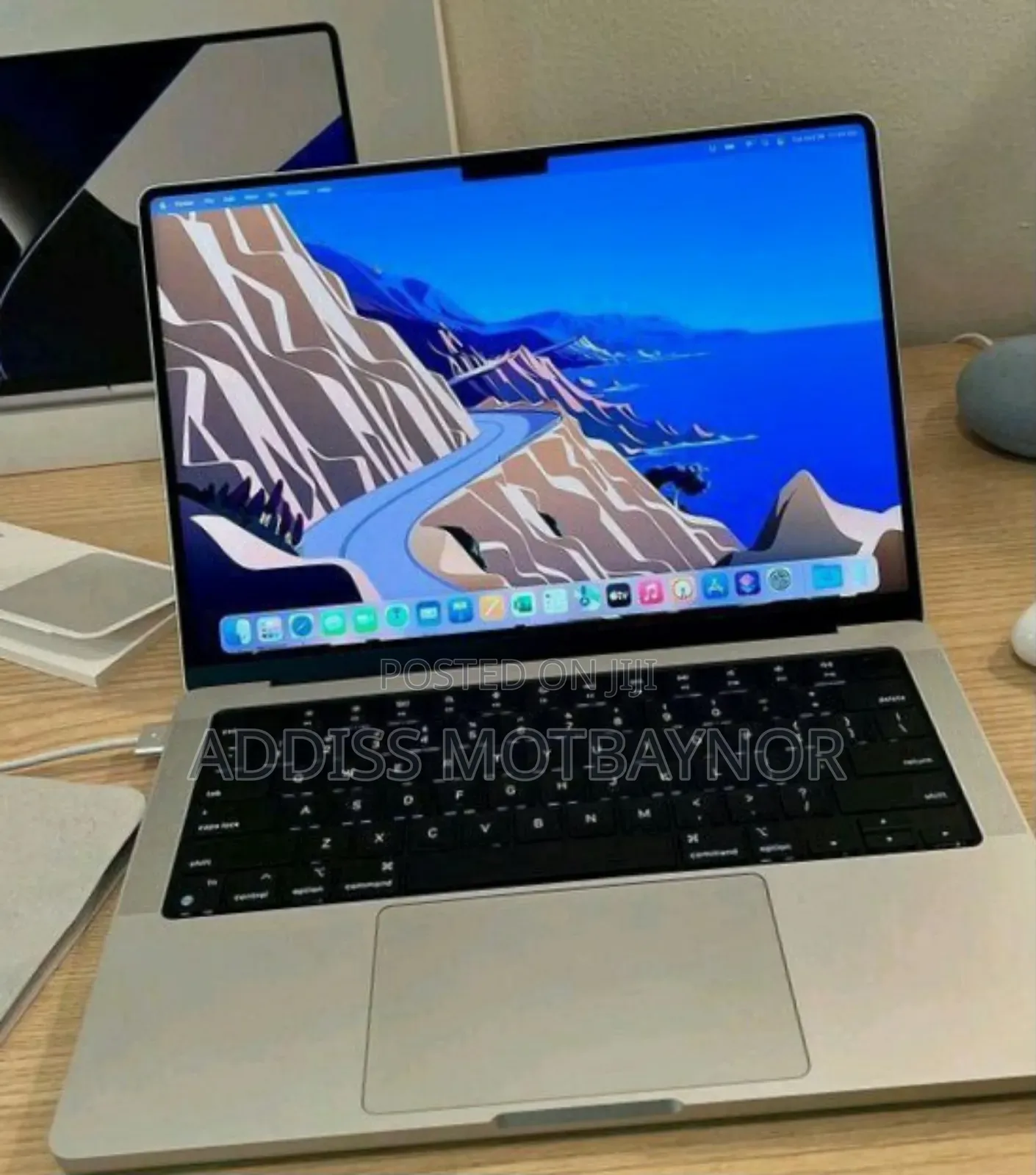 New Laptop Apple MacBook Pro M1 16GB Intel Core M SSD 512GB