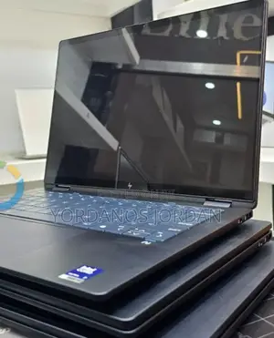New Laptop HP OmniBook X Flip 14" 16GB Intel Core Ultra 7 SSD 1T