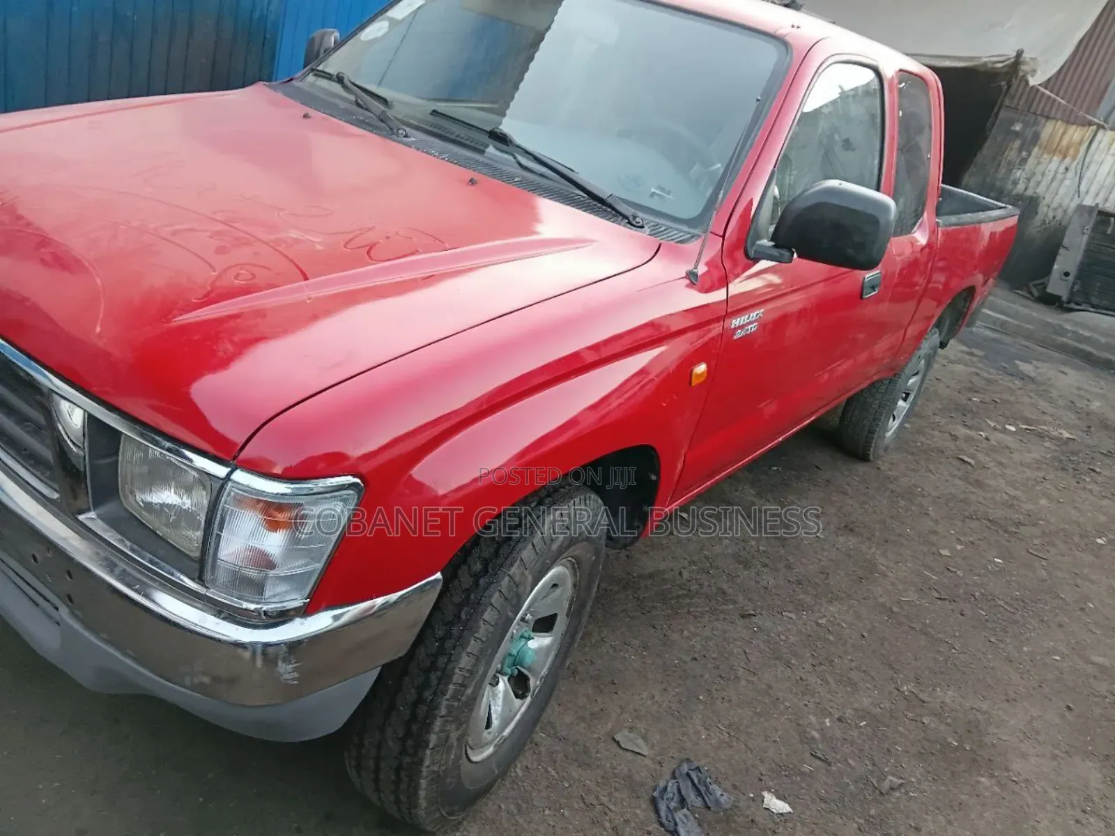 Toyota Hilux 2001 Red