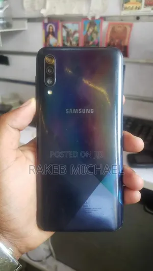 Samsung Galaxy A30 64 GB Black