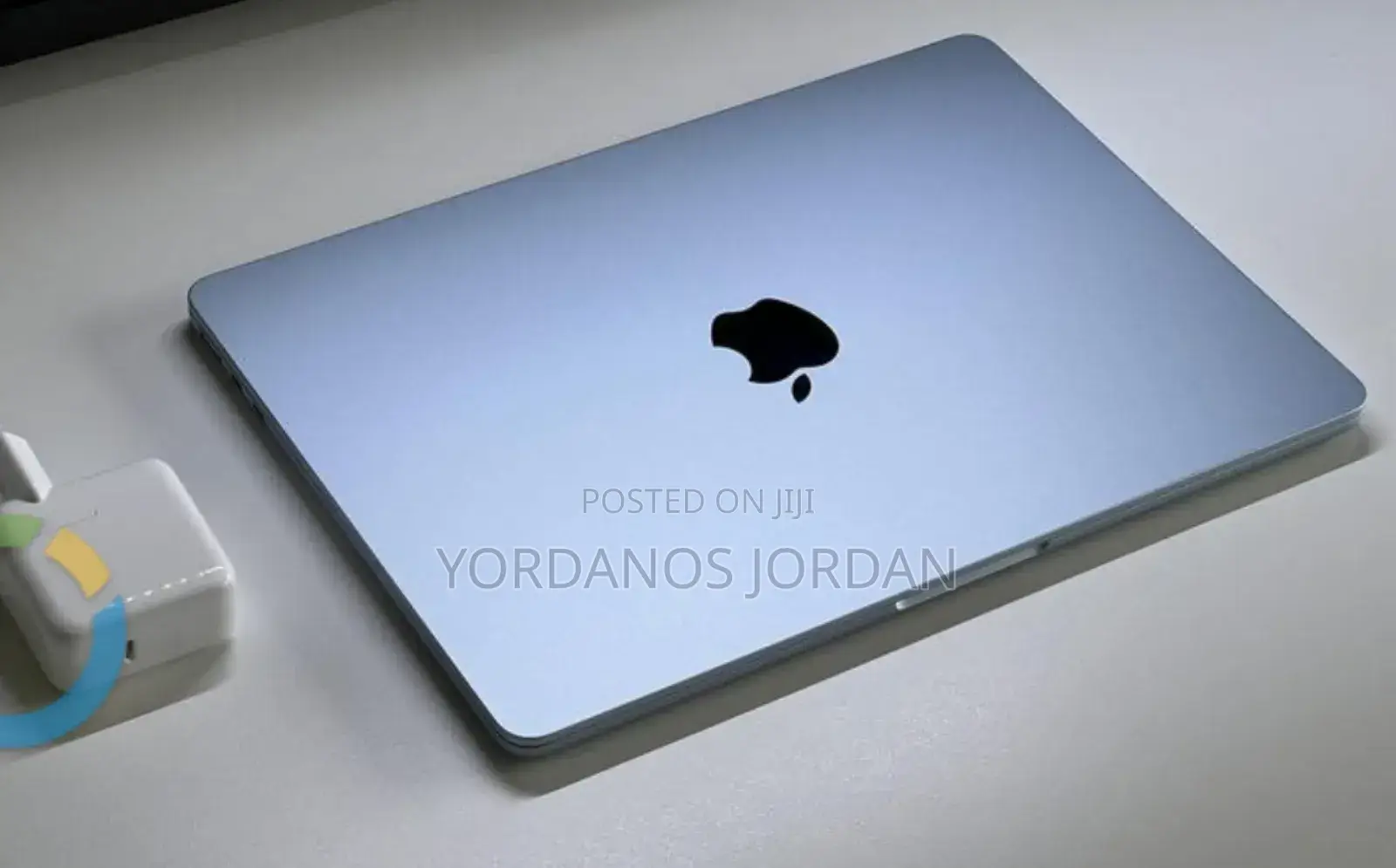 New Laptop Apple MacBook Air 2025 M4 13-Inch 16GB Apple M4 SSD 256GB