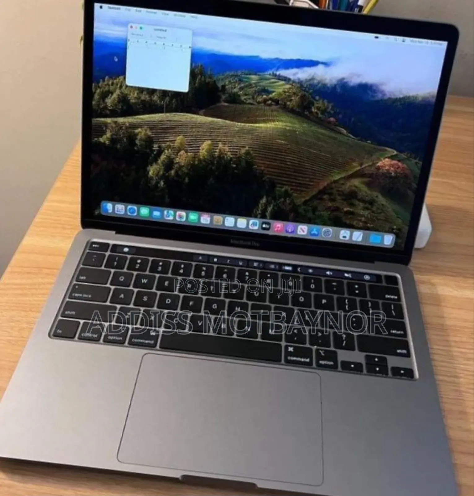 New Laptop Apple MacBook Pro M1 8GB Intel Core M SSD 256GB