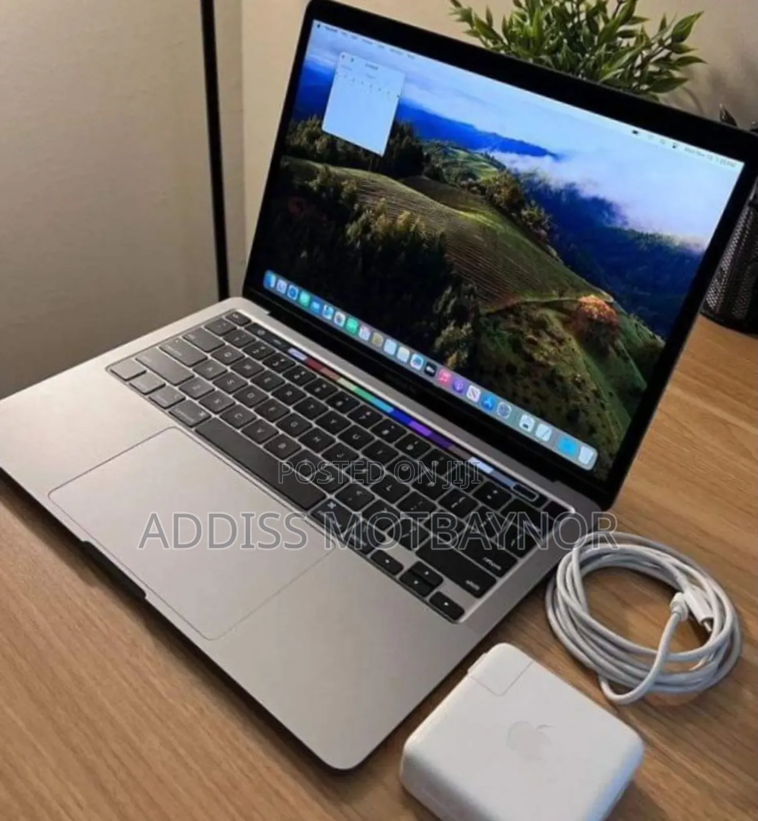 New Laptop Apple MacBook Pro M1 8GB Intel Core M SSD 256GB