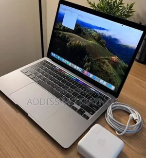 New Laptop Apple MacBook Pro M1 8GB Intel Core M SSD 256GB