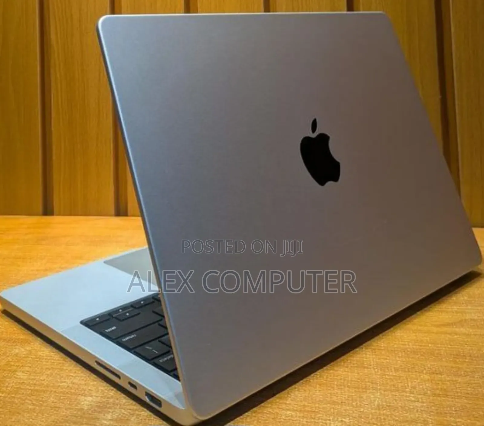 New Laptop Apple MacBook Pro 2021 M1 16GB Apple M1 Pro SSD 512GB