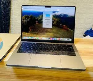 New Laptop Apple MacBook Pro M1 16GB Apple M1 Pro SSD 512GB