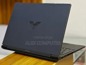 New Laptop HP Victus 15 16GB Intel Core I7 SSD 512GB
