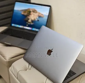 New Laptop Apple MacBook Pro 2019 16GB Intel Core I7 SSD 256GB