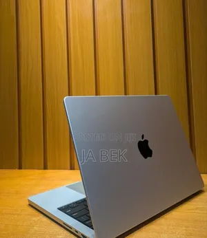 New Laptop Apple MacBook Pro M1 16GB Apple M1 Pro SSD 512GB