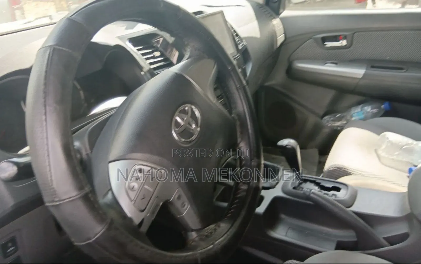 Toyota Hilux 2013 Gold