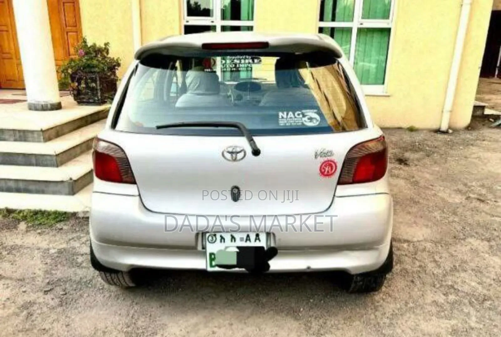 Toyota Vitz 2001 Silver