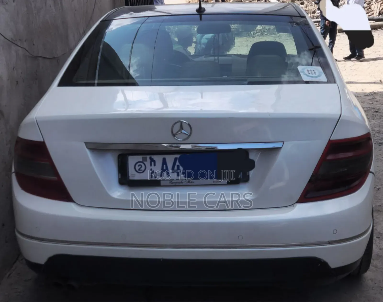 Mercedes-Benz C200 2008 Ivory