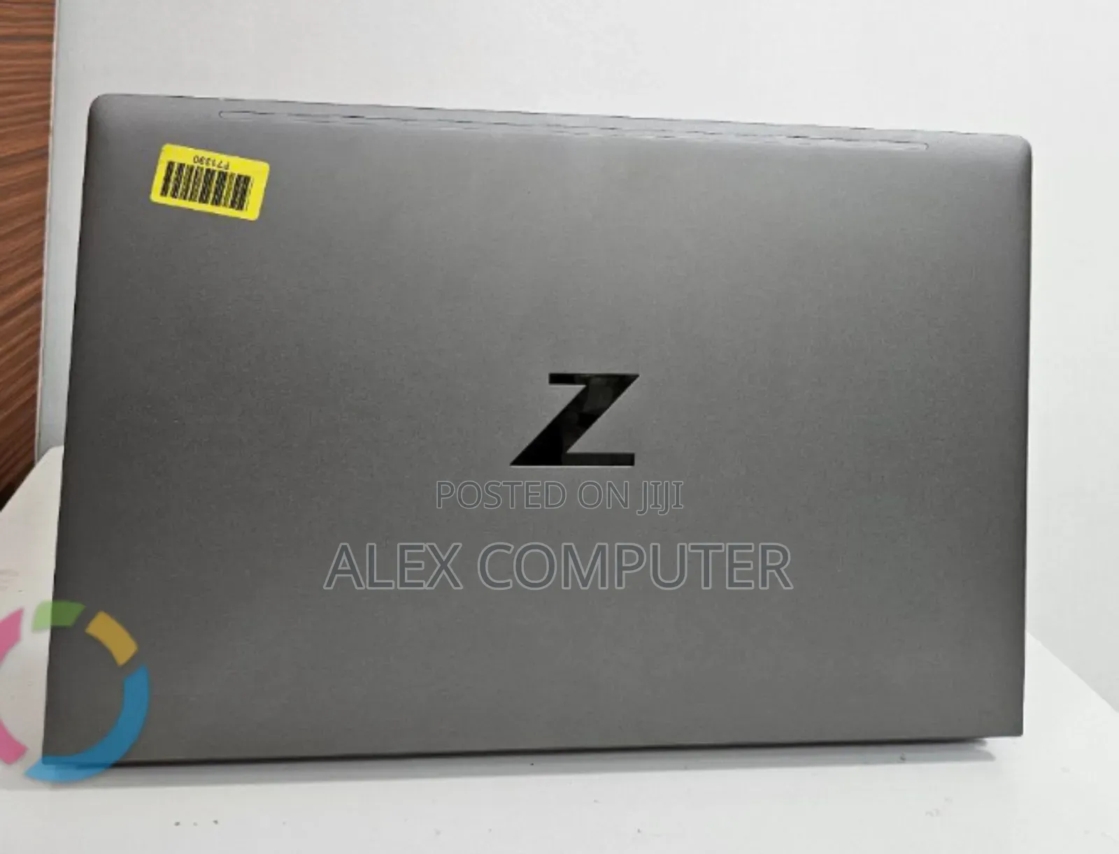 New Laptop HP ZBook Firefly G8 16GB Intel Core I7 SSD 512GB
