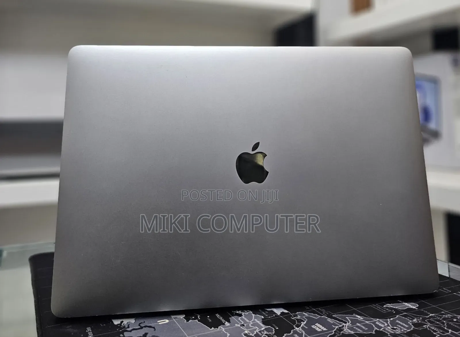 New Laptop Apple MacBook Pro 2019 16GB Intel Core I9 SSD 512GB