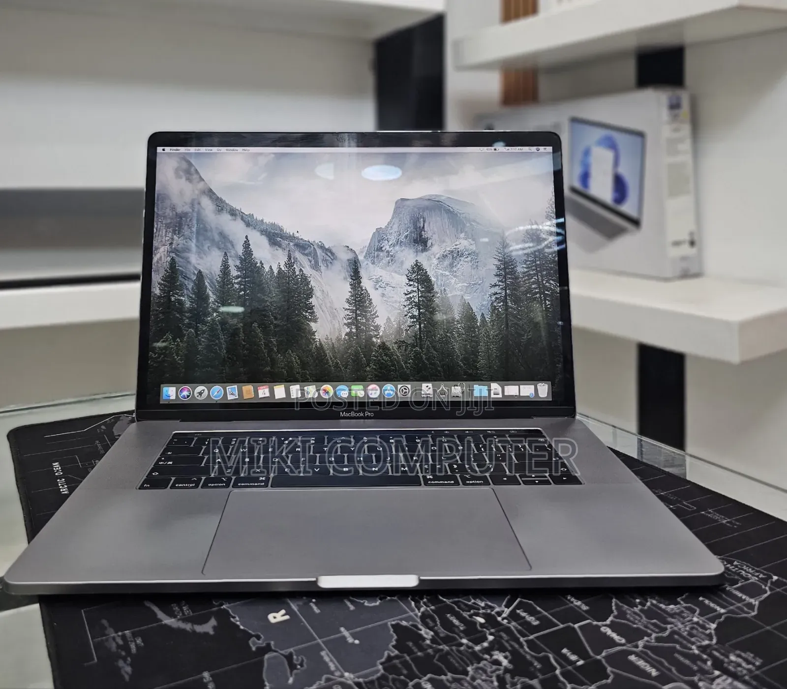 New Laptop Apple MacBook Pro 2019 16GB Intel Core I9 SSD 512GB