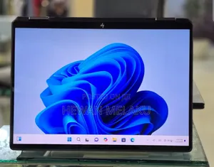 New Laptop HP Spectre X360 16GB Intel Core I7 SSD 512GB