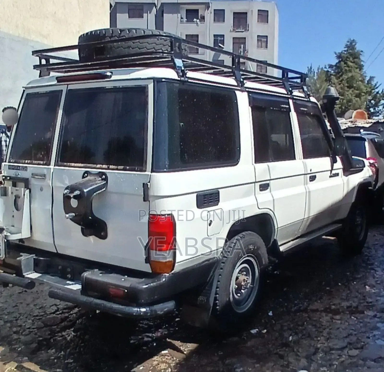 Toyota Land Cruiser 2018 White