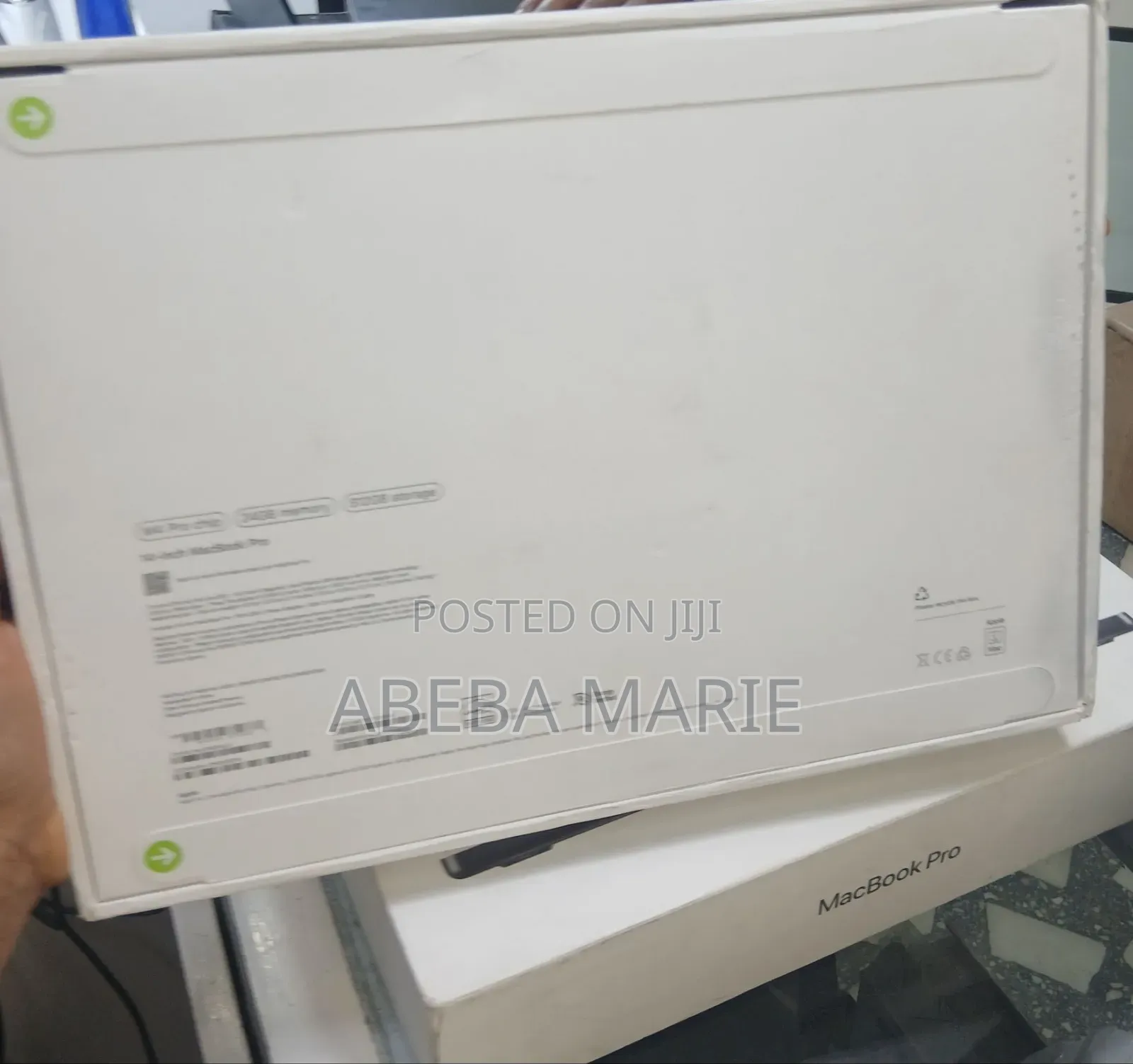 New Laptop Apple Macbook Pro 2025 M5 14-Inch 16GB Apple M5 SSD 1T