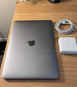 New Laptop Apple MacBook Pro M1 8GB Apple M1 Pro SSD 256GB