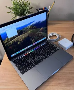 New Laptop Apple MacBook Pro M1 8GB Apple M1 Pro SSD 256GB