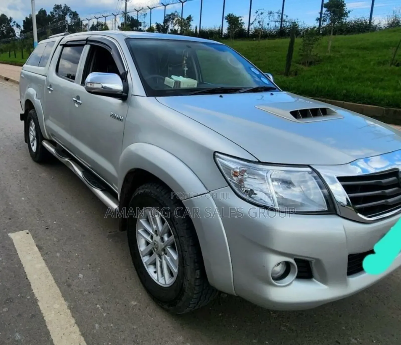 Toyota Hilux 2012 Silver