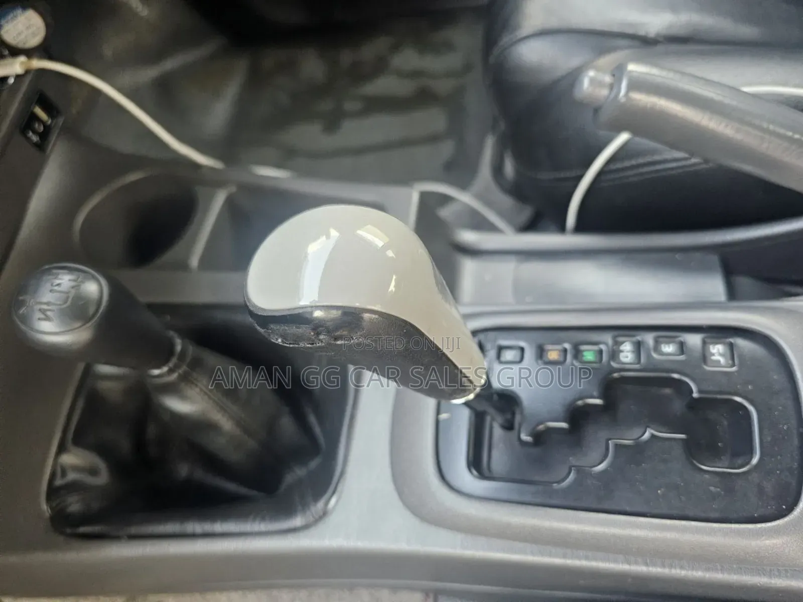 Toyota Hilux 2012 Silver