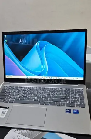 New Laptop HP Pavilion 15 16GB Intel Core Ultra 7 SSD 512GB