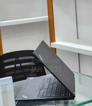 New Laptop Lenovo ThinkPad X390 8GB Intel Core I5 SSD 512GB