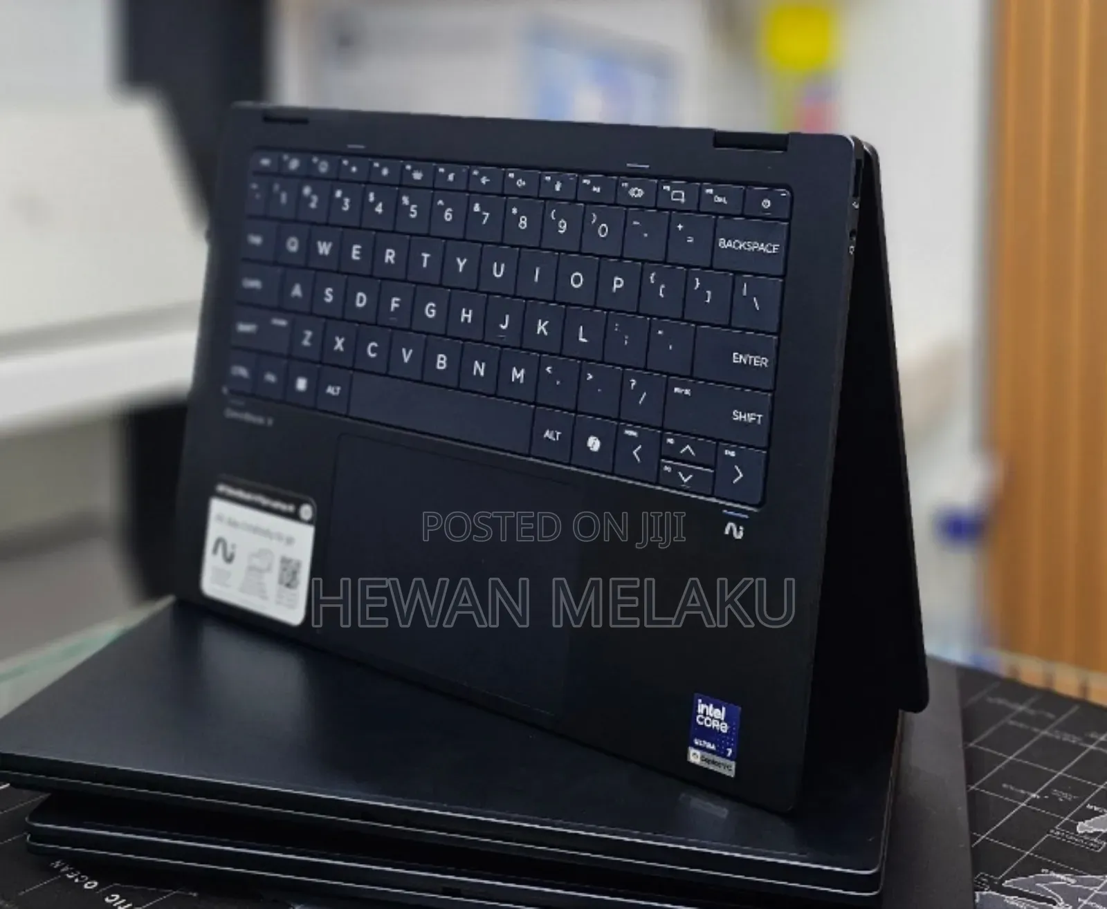 New Laptop HP OmniBook X Flip 14" 16GB Intel Core Ultra 7 SSD 1T