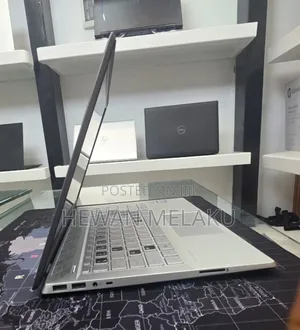 New Laptop HP Pavilion 14 8GB Intel Core I5 SSD 256GB