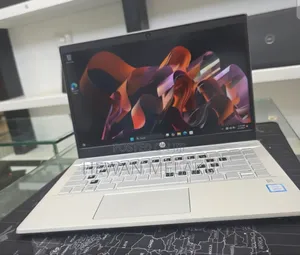 New Laptop HP Pavilion 14 8GB Intel Core I5 SSD 256GB