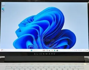 New Laptop Alienware Area-51m 16GB Intel Core I7 SSD 512GB