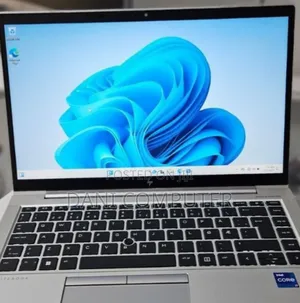 New Laptop HP EliteBook 830 G8 16GB Intel Core I7 SSD 512GB